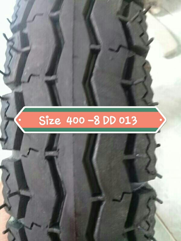 DD013 Wheelbarrow tires size 400-8